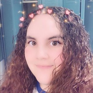 Meet your Posher, Nicole